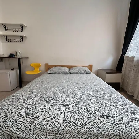 Sleep & Go Rooms